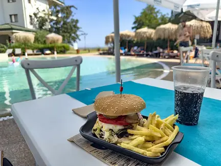 Emerald Resort - Bazén